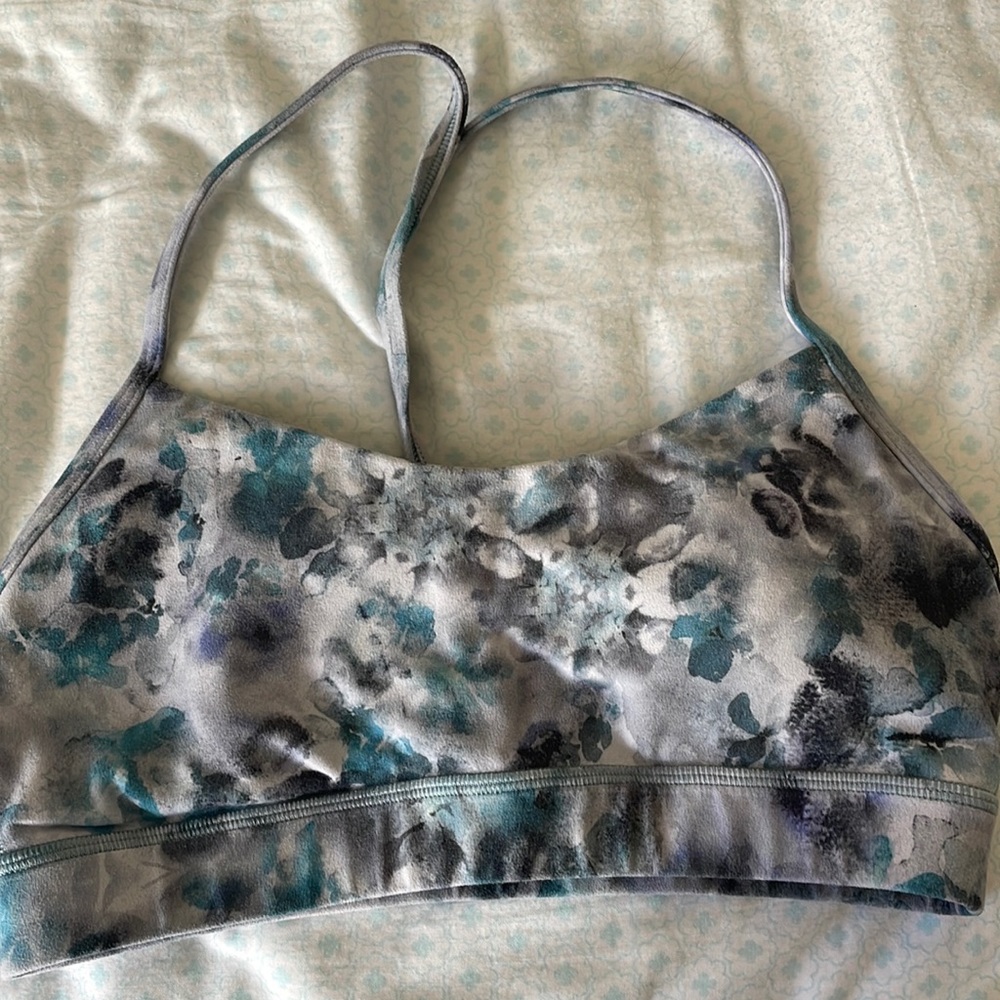 Lululemon Flow Y Nulu Bra in Kaleidofloral Multi